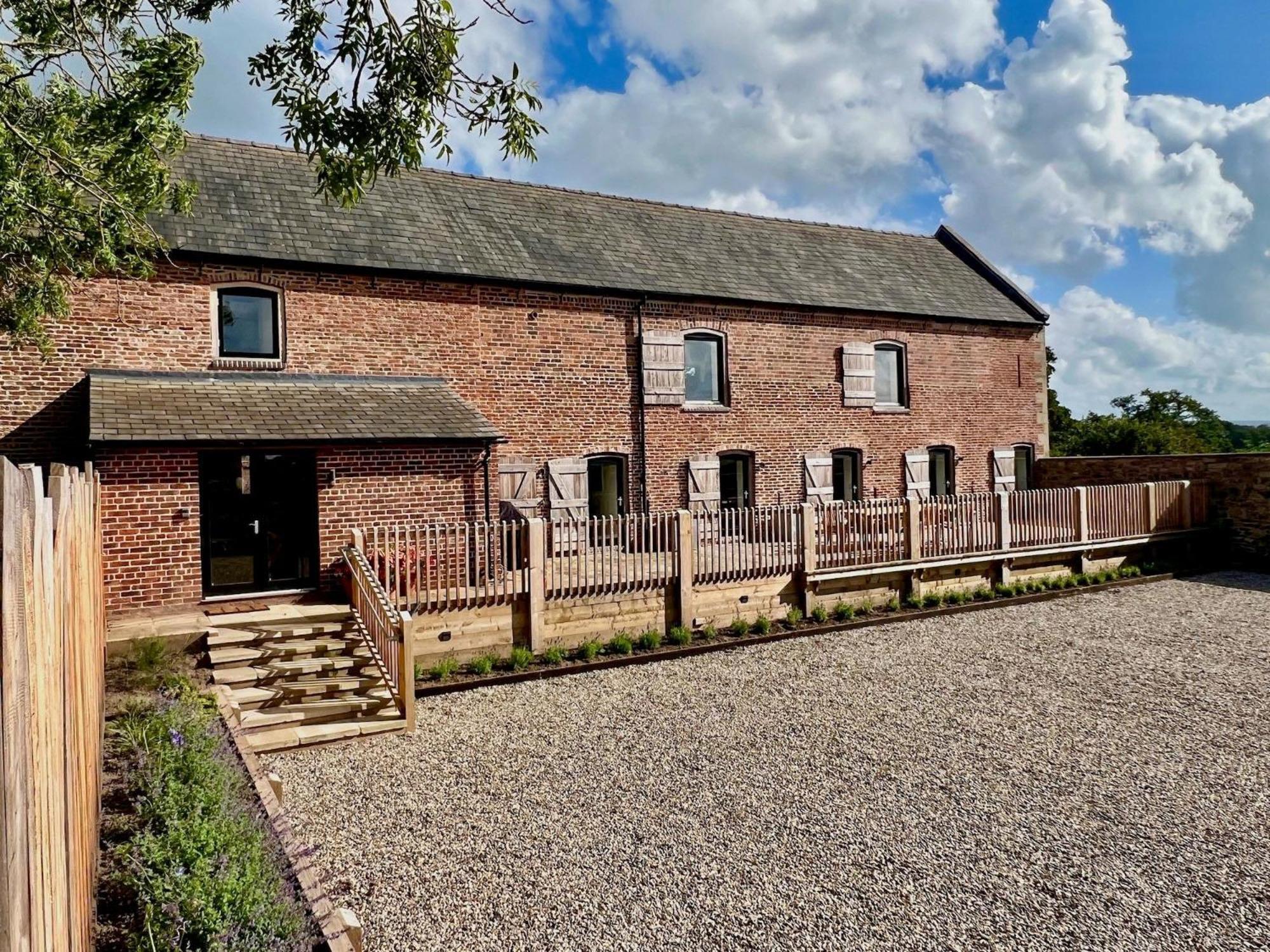The Barn At Plas Ashpool Sleeps 8 Llandyrnog Exteriör bild