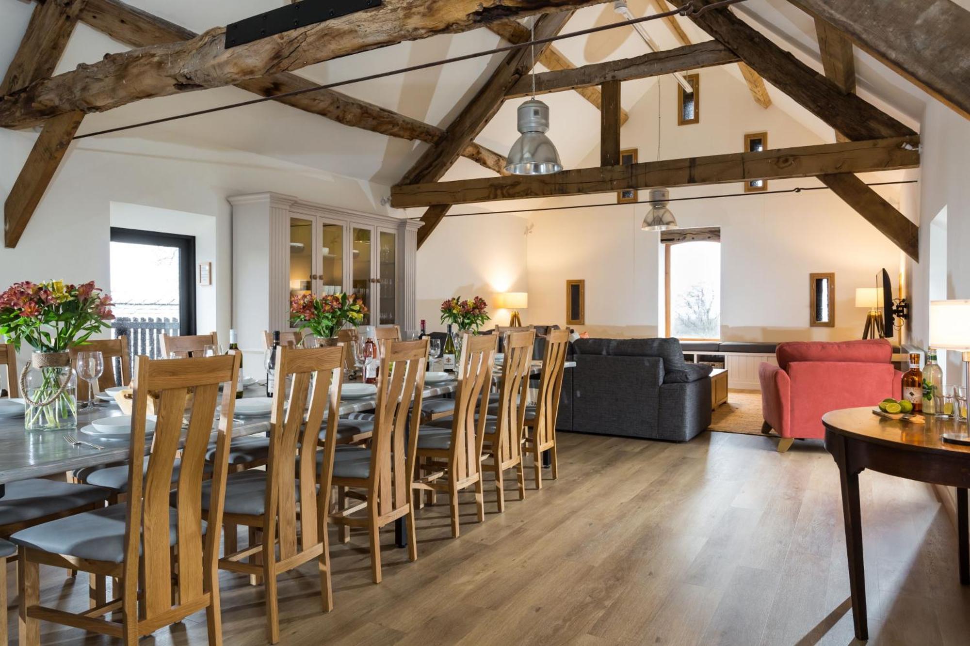 The Barn At Plas Ashpool Sleeps 8 Llandyrnog Exteriör bild